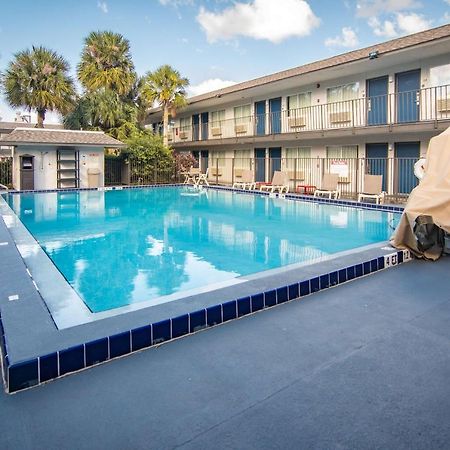 Motel 6-Kissimmee, FL - Orlando Celebration Exterior foto